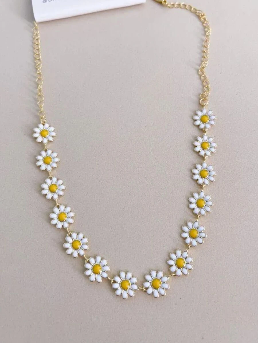 Colar Choker Flores margaridas semijoia folheado a ouro