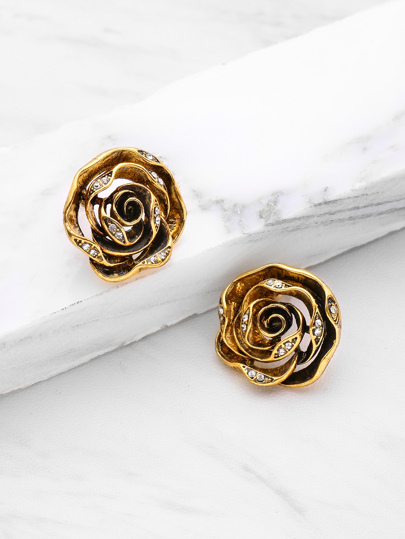 Boucles d'oreilles en forme de rose détail de strass