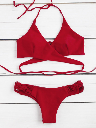 Set di bikini allacciato al collo