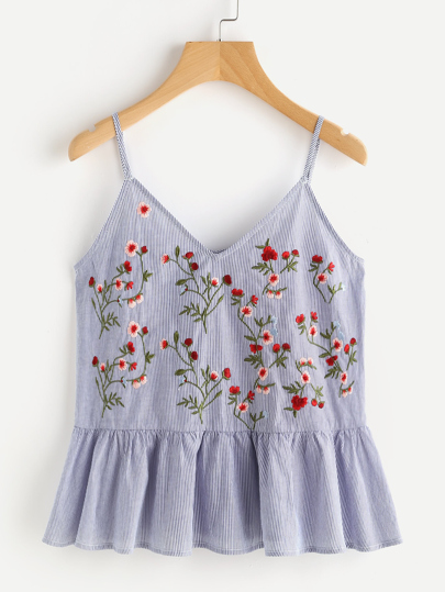 Camisole brodée avec des plis