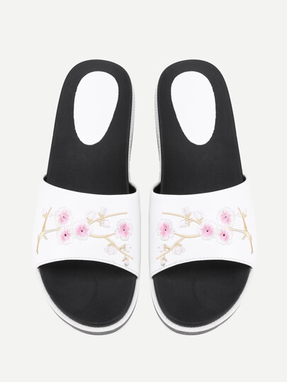 Calico Embroidery Flat Sliders