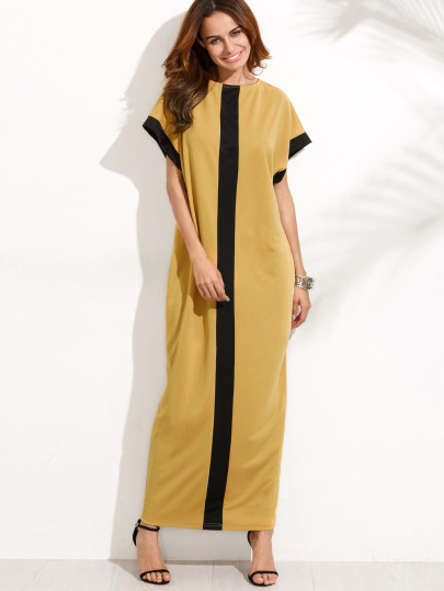 Robe contrastée avec des poches disimulées