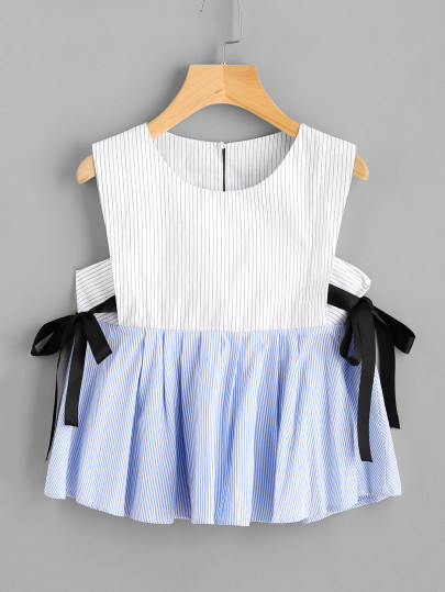 Top de rayas con detalle de lazo
