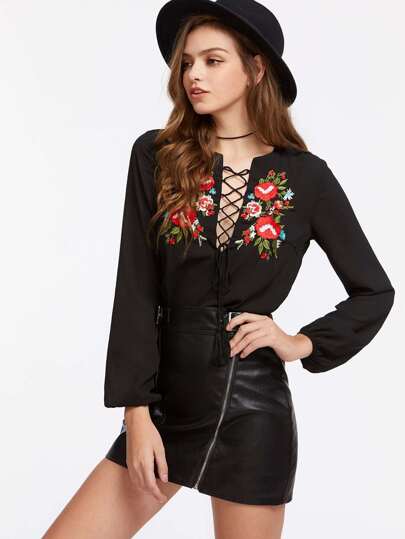 Symmetric Embroidery Tasseled Lace Up Top
