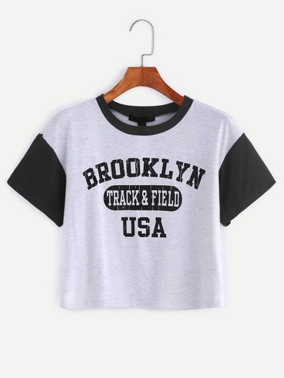Camiseta corta ribete en contraste con estampado de letra - gris
