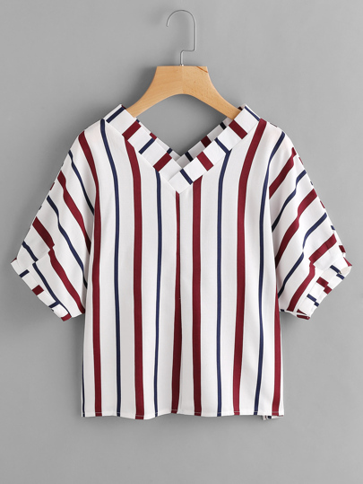 Blusa de rayas con cuello en V