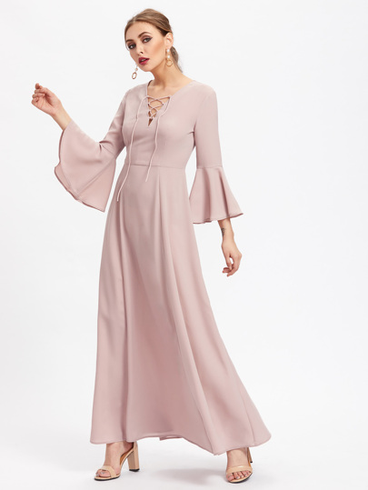 Kleid mit Band vorn und Flötehülse