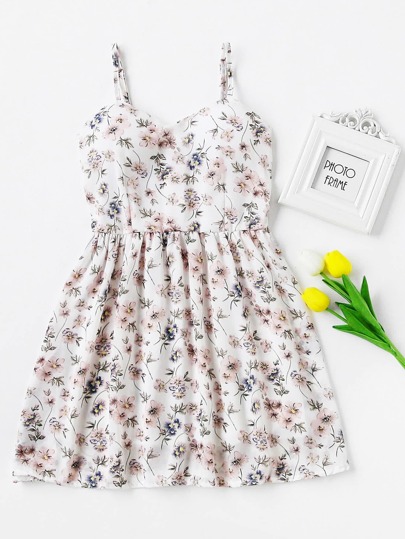 Vestido con estampado y espalda de fruncido