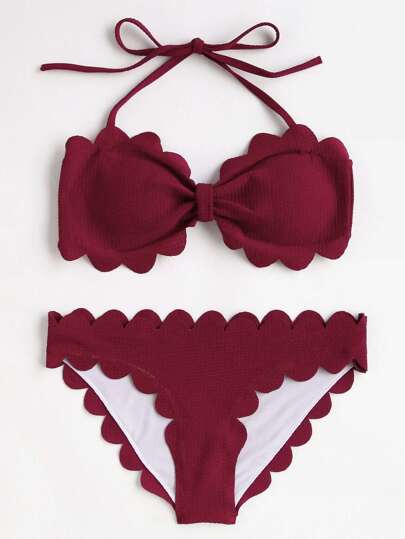 Ensemble de bikini découpé festonné avec bretelle