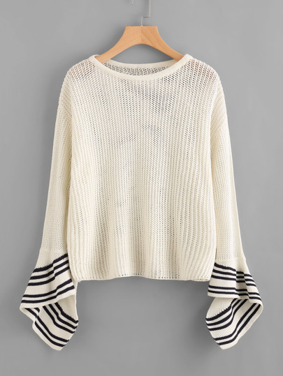 Maglione con maniche a campana