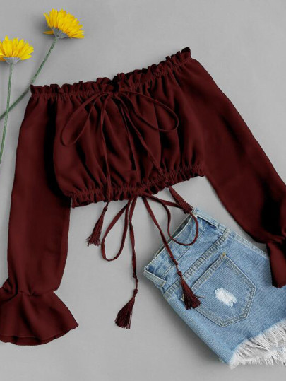Schulterfreies Crop Top mit Kordelzug