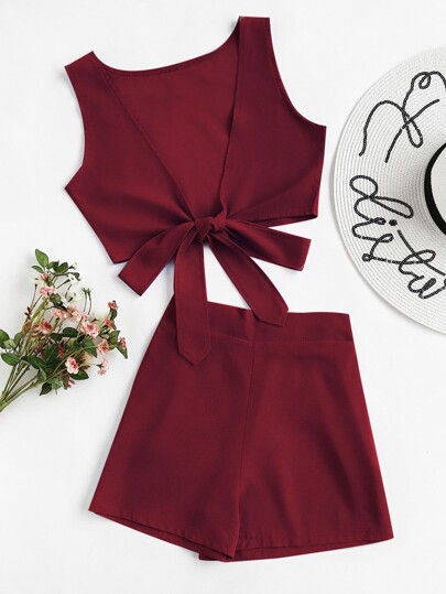 Knotted Multiway Crop Tank Top With Shorts
