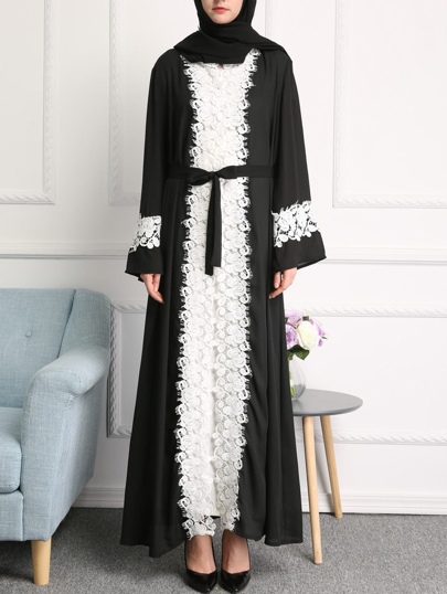 Abaya de encaje de pestaña con cinturón