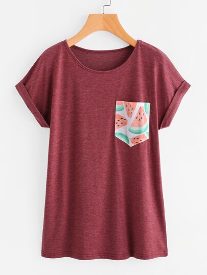 Camiseta de marga con estampado de sandía en contraste con bolsillo con bocamanga enrollada