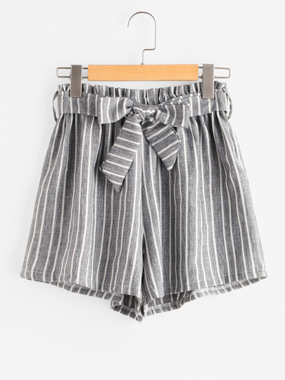 Shorts avec lacet avant rayure