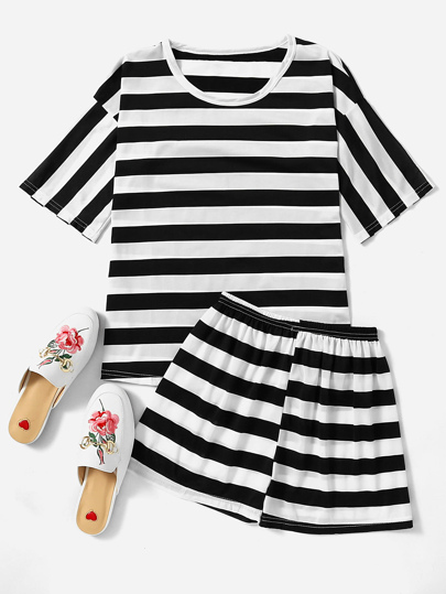 T-Shirt mit Streifen und Shorts Pajama Set