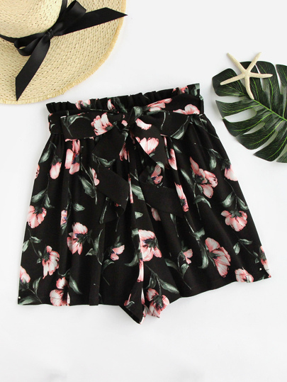 Shorts mit Schleife um die Taille und Blumenmuster