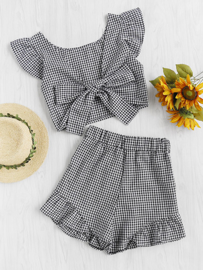 Conjunto de cuadros con volantes y espalda con lazo