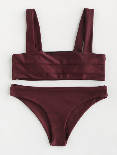 Ensemble de bikini à bretelle avec couture