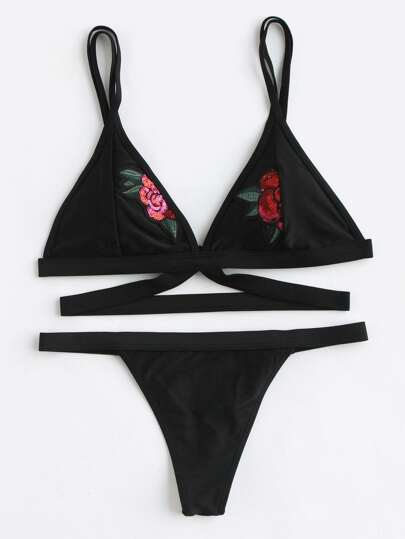 Set di bikini di triangolo
