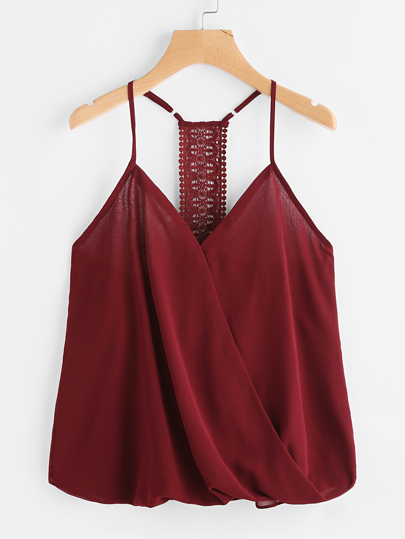 Camisole en crochet avec la pile inclinée