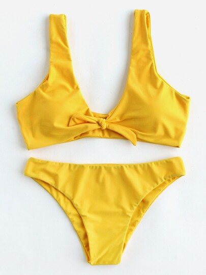 Set di bikini con scollo profondo