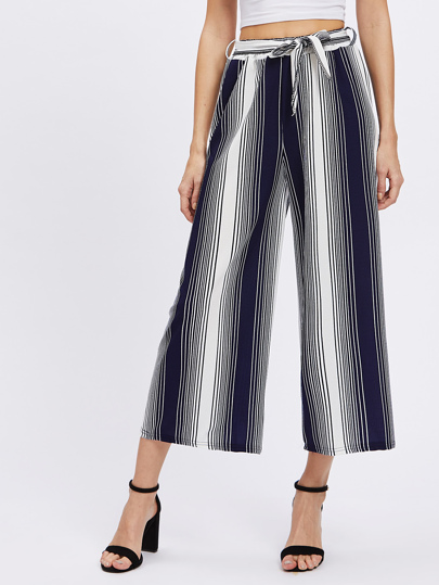Pantalones de rayas verticales con cordón