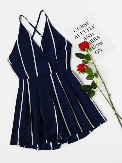 Jumpsuit mit Streifen,Chorhemd vorn und Kreuz hinten