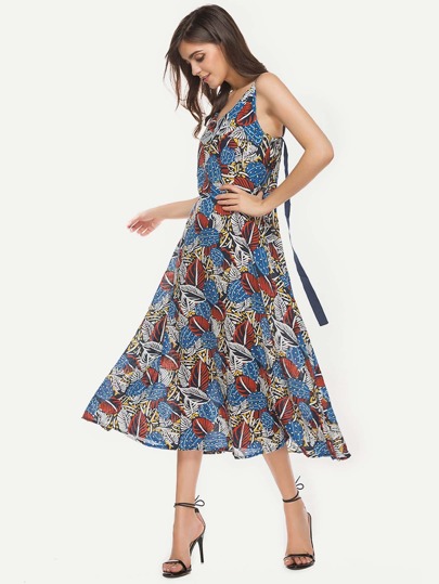Vestito con stampa di foglie