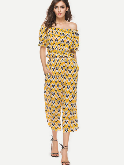 Conjunto con volantes con pernera ancha