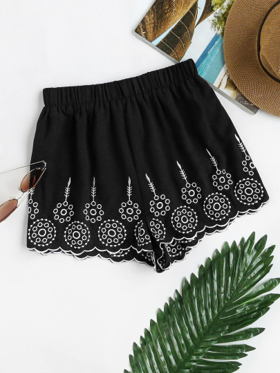 Elastic Waist Geo Embroidered Scallop Hem Shorts