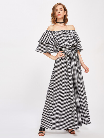 Schulterfreies Kleid mit Selbstbindung