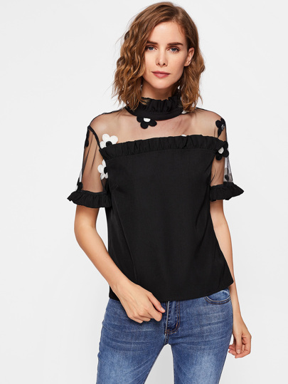 Bluse mit Blumen Stickereien, Netzstoff auf den Schultern und Falten