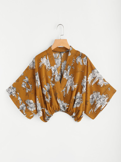 Blusa cruzada con estampado floral al azar