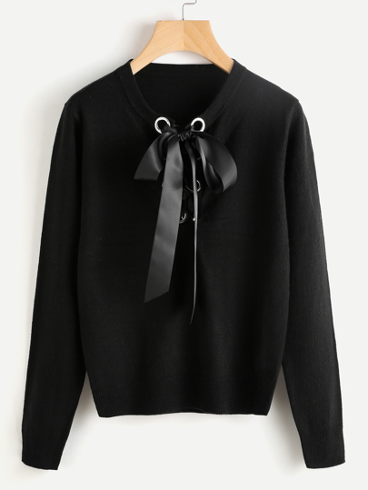 Pullover mit Öse und Band vorn