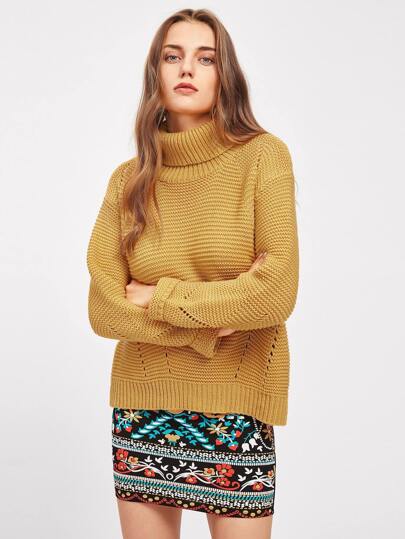 Maglione con scollo con risvolto