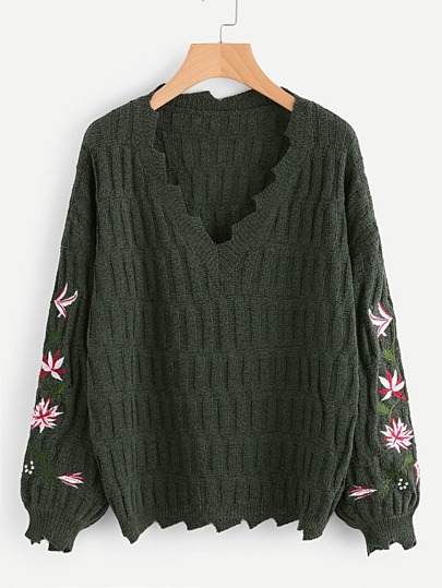 Pull avec manche brodé