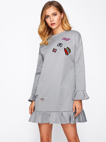 Sweat-shirt robe avec des pièces et des plis