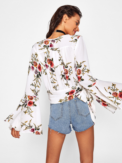 Blouse manche papillon avec la pile inclinée