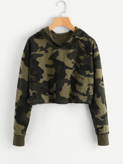 Sweat encapuchonné court imprimé camouflage