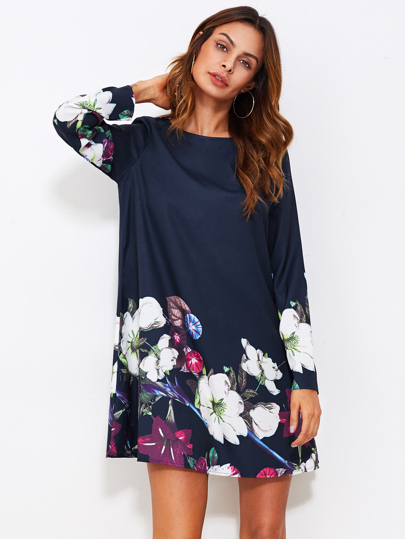 Vestito con stampa di fiore