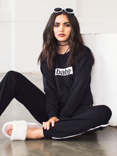 Sweatshirt Ausgefranste Saum Buchstaben Druck-schwarz