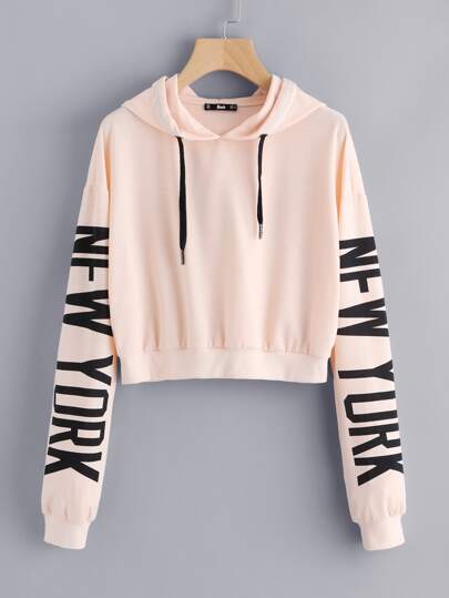 Sweat encapuchonné manche imprimé avec la chute de l\'épaule