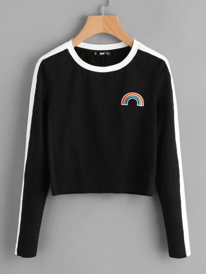 Camiseta corta con panel en contraste con parche