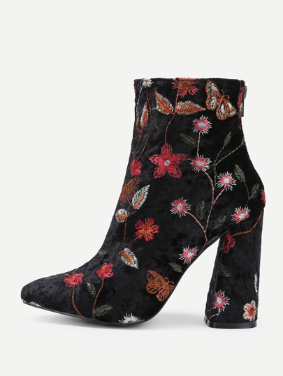 Stiefeletten mit Block Heeled und Blumenmuster