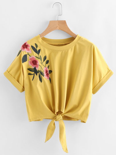 Camiseta de bordado con nudo en la parte delantera