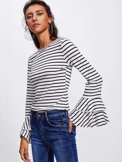 Camiseta de punto de canalé a rayas con puños acampanados