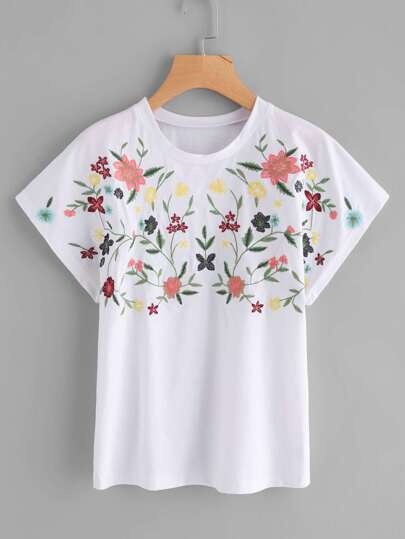 Camiseta de manga dolman con bordado botánico
