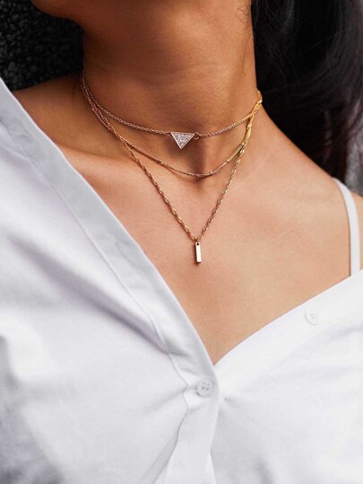 Collier de chaîne avec pendentif de barre en strass