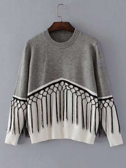 Pull à deux tons en crochet avec des franges